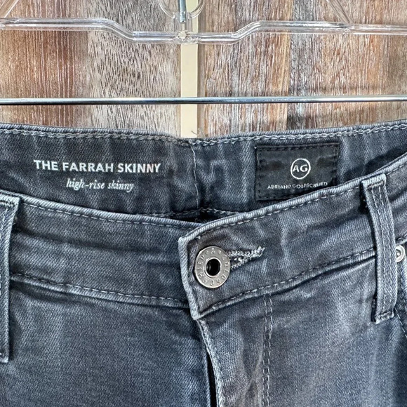AG Adriano Goldschmied The Farrah Raw Hem High Rise Skinny Jeans in Grey Mist - Picture 4 of 9